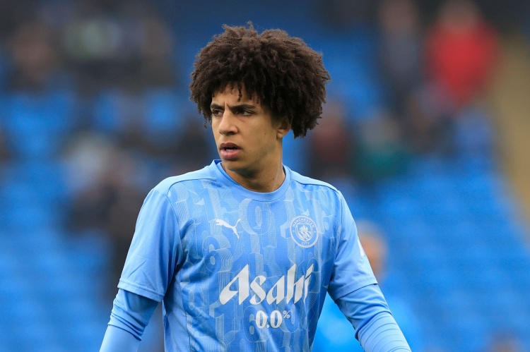 全球赛事-罗马诺透露诺丁汉森林求购里科-刘易斯遭曼城拒绝,谈判仍在继续