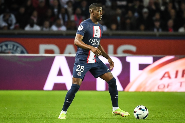 英雄联盟S赛2025-穆基勒加盟桑德兰转会费达1200万英镑，基础费用950万附加250万浮动