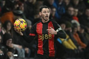 英雄联盟S赛2025-伯恩茅斯队长:塞梅诺被歧视后没有挑衅球迷,更显人格伟大