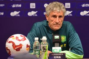 塞蒂恩:申花今天的确比我们做得更好,我们之后没任何丢分机会