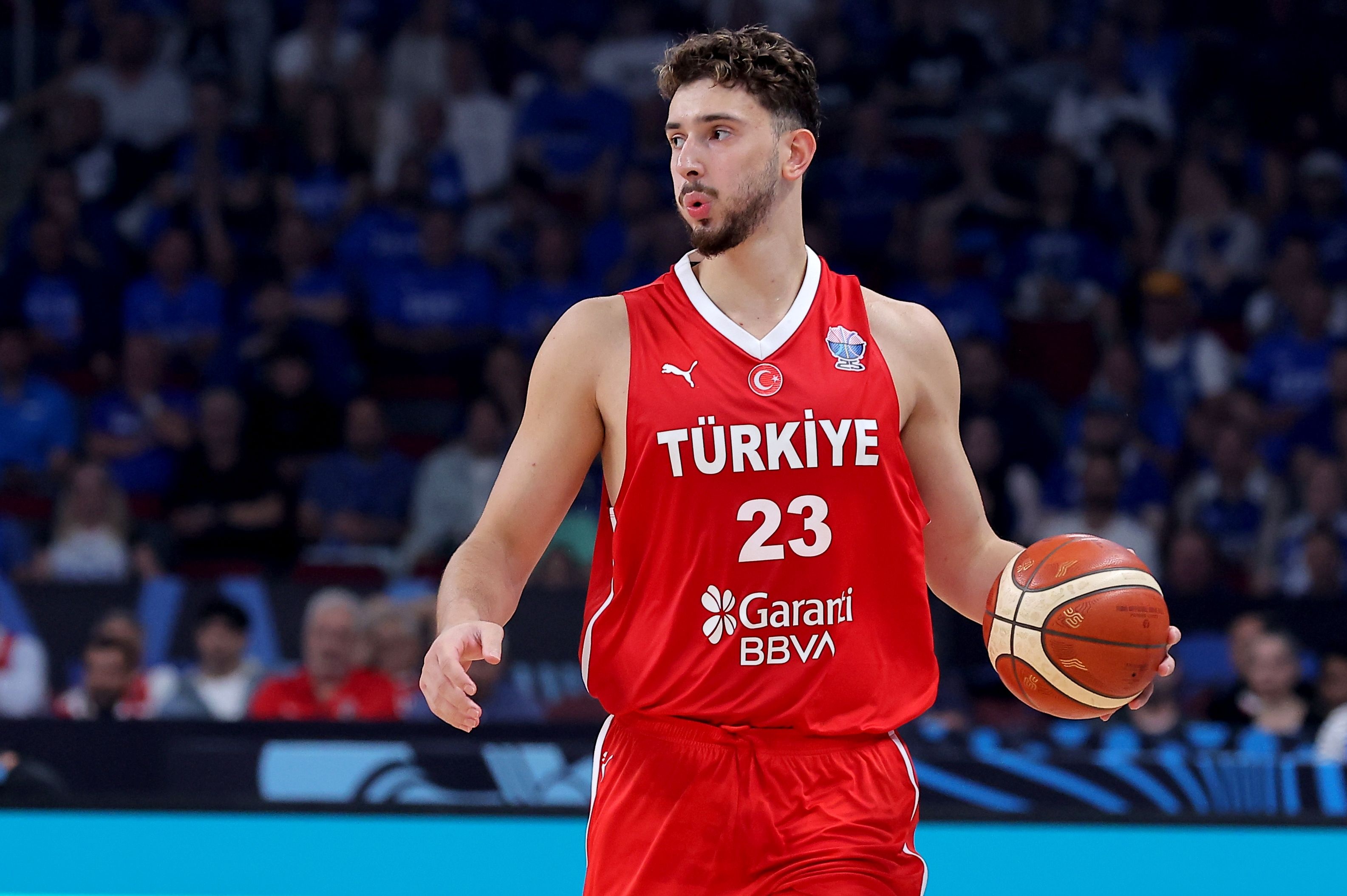 英雄联盟S赛2025-土耳其男篮主帅：申京今年23岁 希望他未来比约基奇更出色