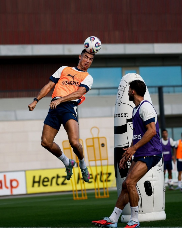 赛程分析-备战世预赛！C罗晒葡萄牙国家队训练照