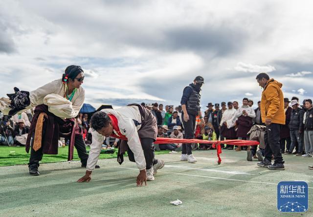 注册入口-高清大图带你看羌塘草原上的“民族风”竞技