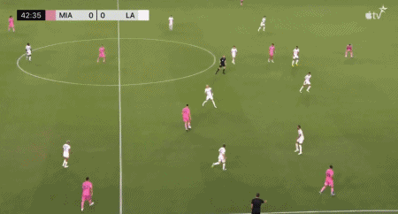 迈阿密国际3-1洛杉矶银河,梅西传射,苏亚雷斯,阿尔巴破门