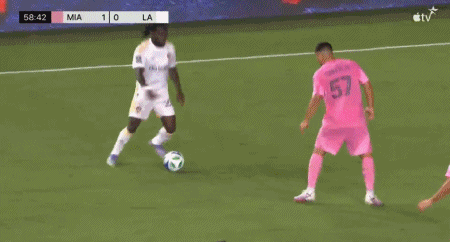 迈阿密国际3-1洛杉矶银河,梅西传射,苏亚雷斯,阿尔巴破门