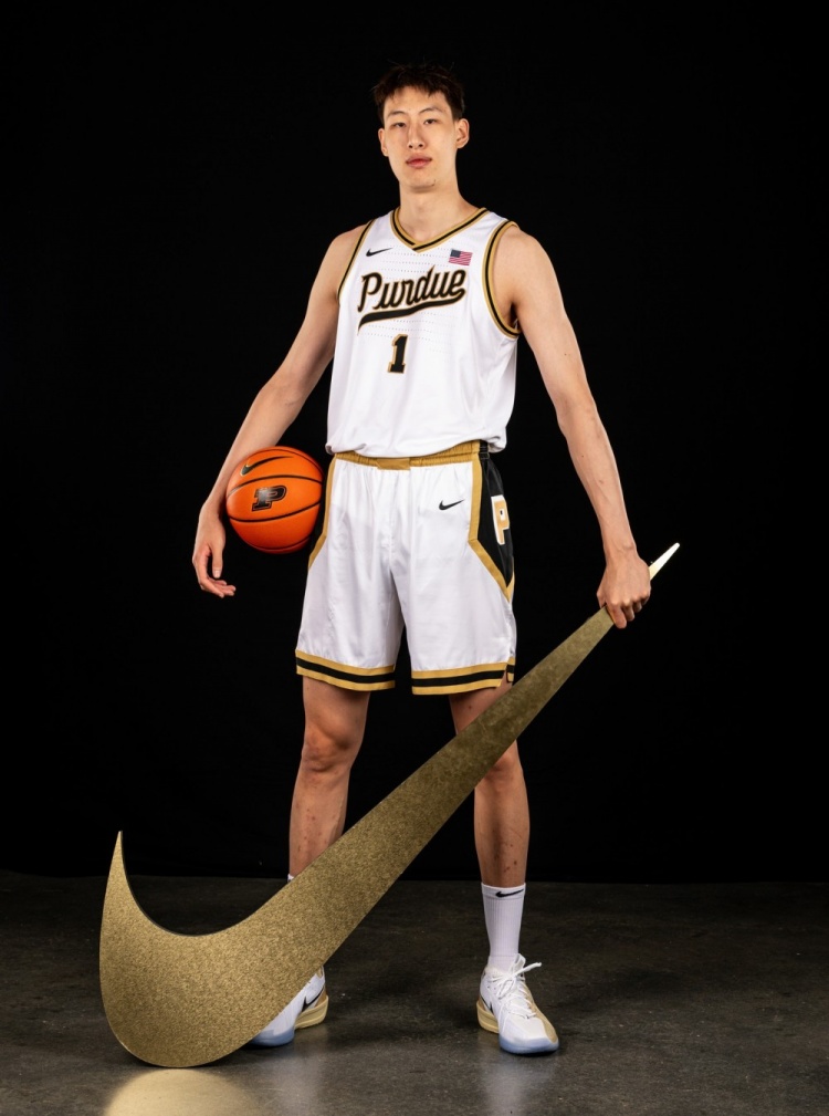 全球赛事-媒体人:郇斯楠接下来将访问伊利诺伊大学、西北大学