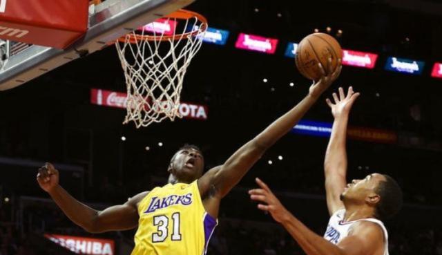 注册入口-【交易截止日汇总】拖布贝弗利离队 勇士迎回小佩顿