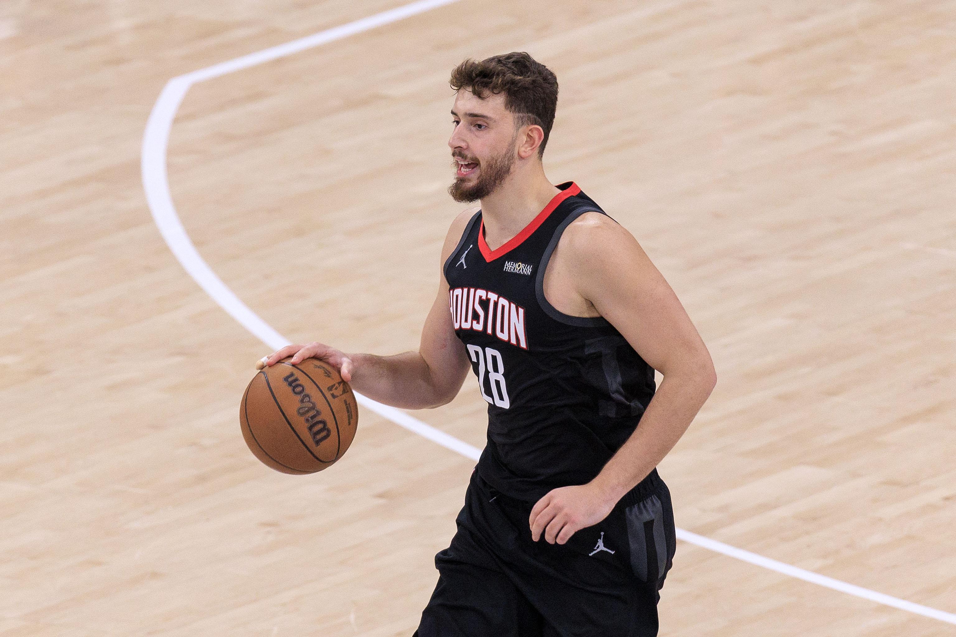 英雄联盟S赛2025-破光头文班金身，火箭16分大逆转！3大新星为乌度卡送上破局答案