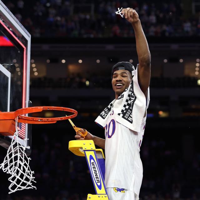 赛程分析-【新秀列传】14号新秀不着急，阿巴吉用时间换来成长