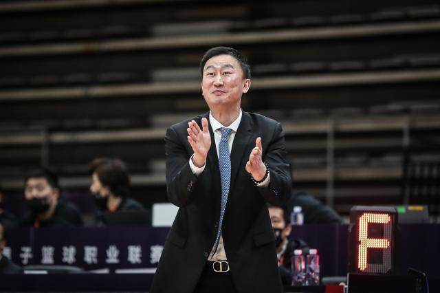 注册入口-浙江队：同意刘维伟辞去俱乐部男篮一队主教练一职