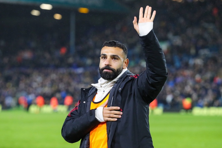 英雄联盟S赛2025-人未走，枷锁先至！萨拉赫的“暮色之路”会比梅西和C罗更难抉择